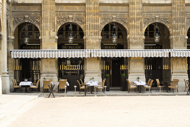Café in the Jardin du Palais Royal 