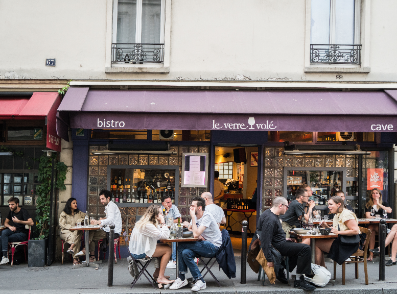 Outdoor Dining in Paris
